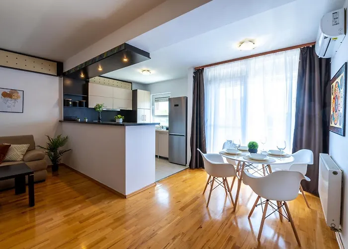 Appartement Business And Travel Lounge With Private Parking